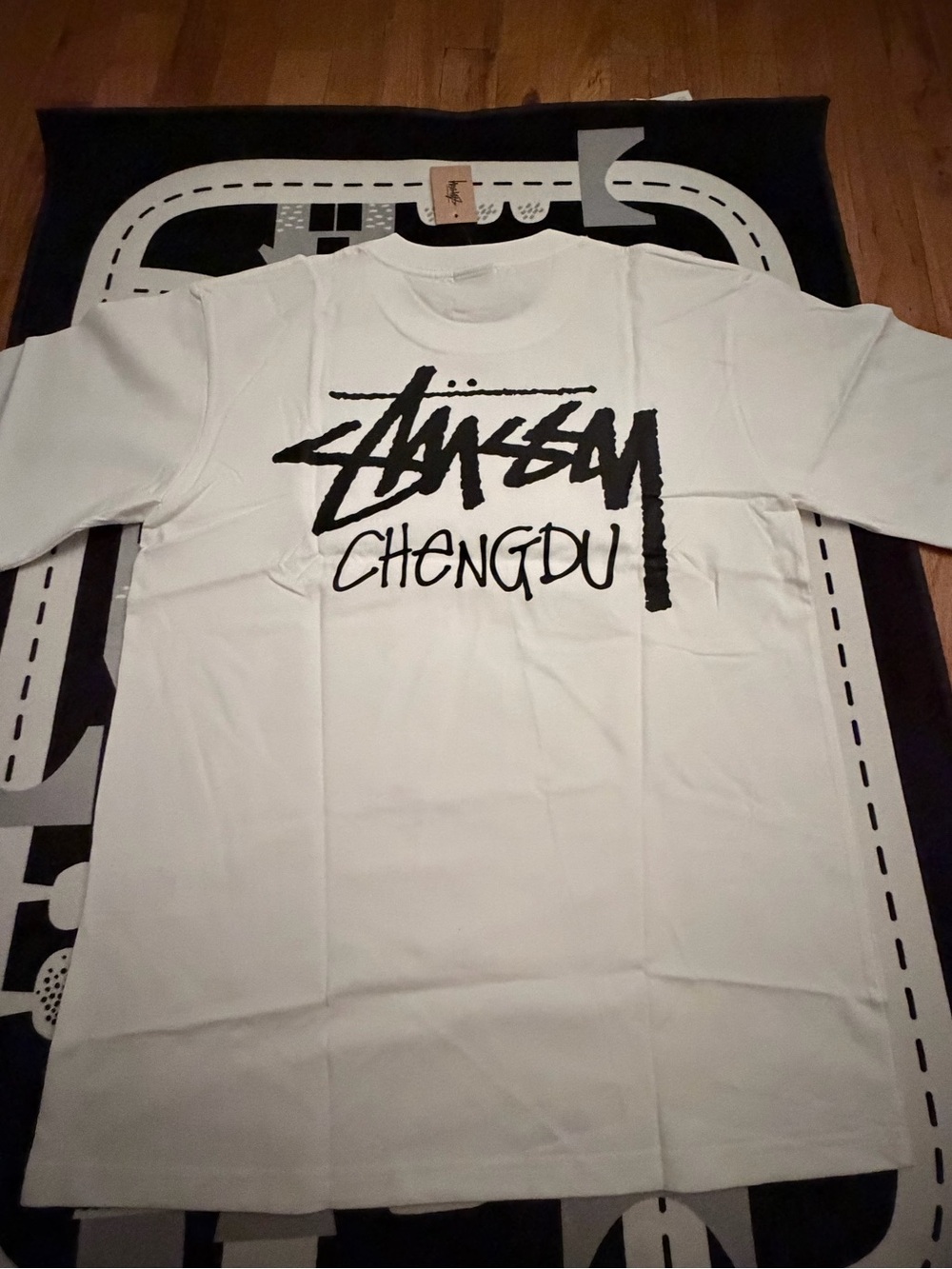 Stüssy Chengdu White Graphic Tee Size M